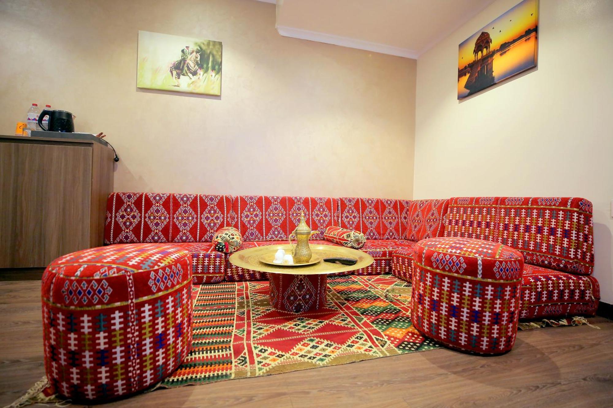 Cairo Taj Hotels & Suites - Dokki Esterno foto