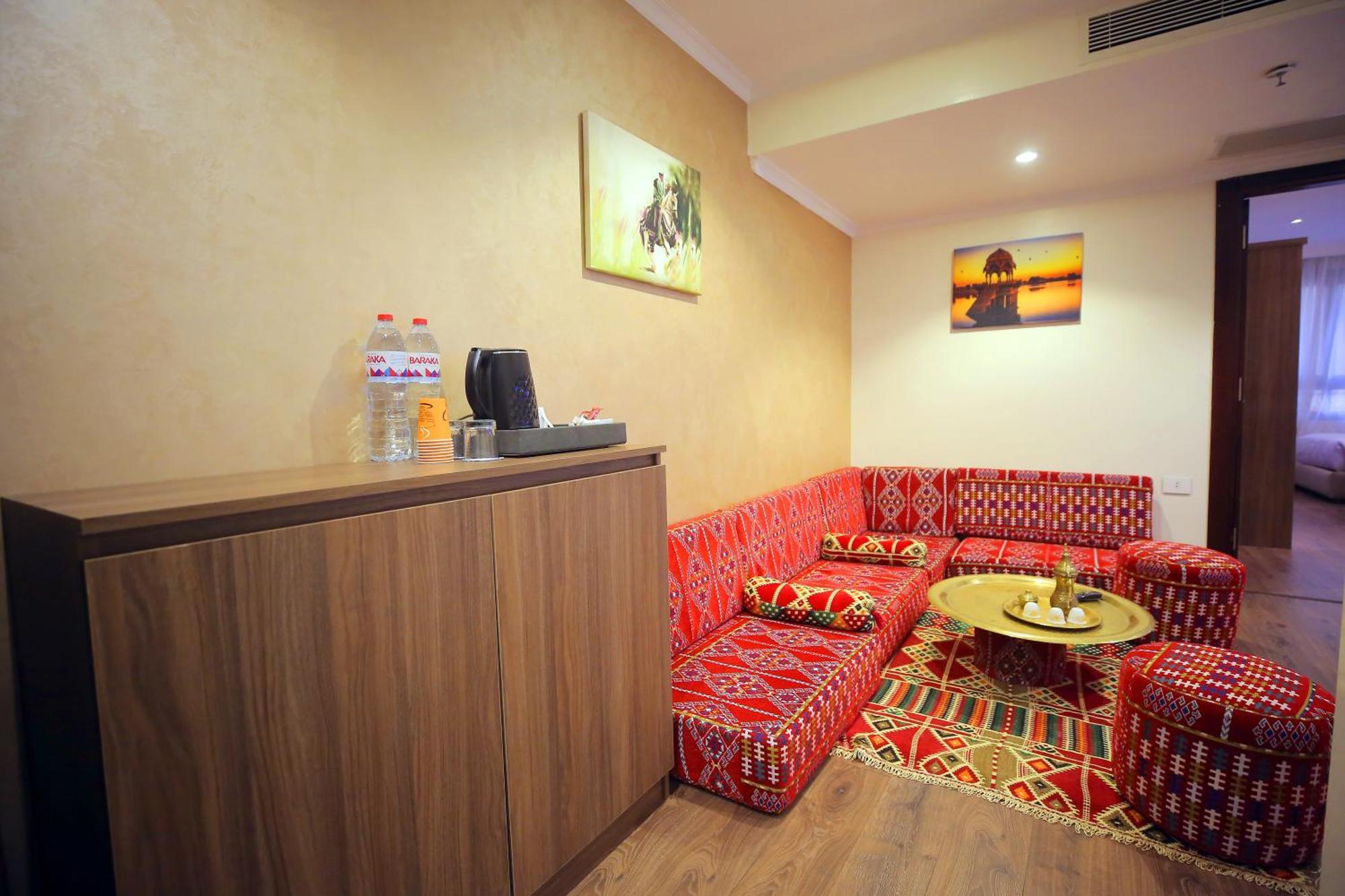 Cairo Taj Hotels & Suites - Dokki Esterno foto