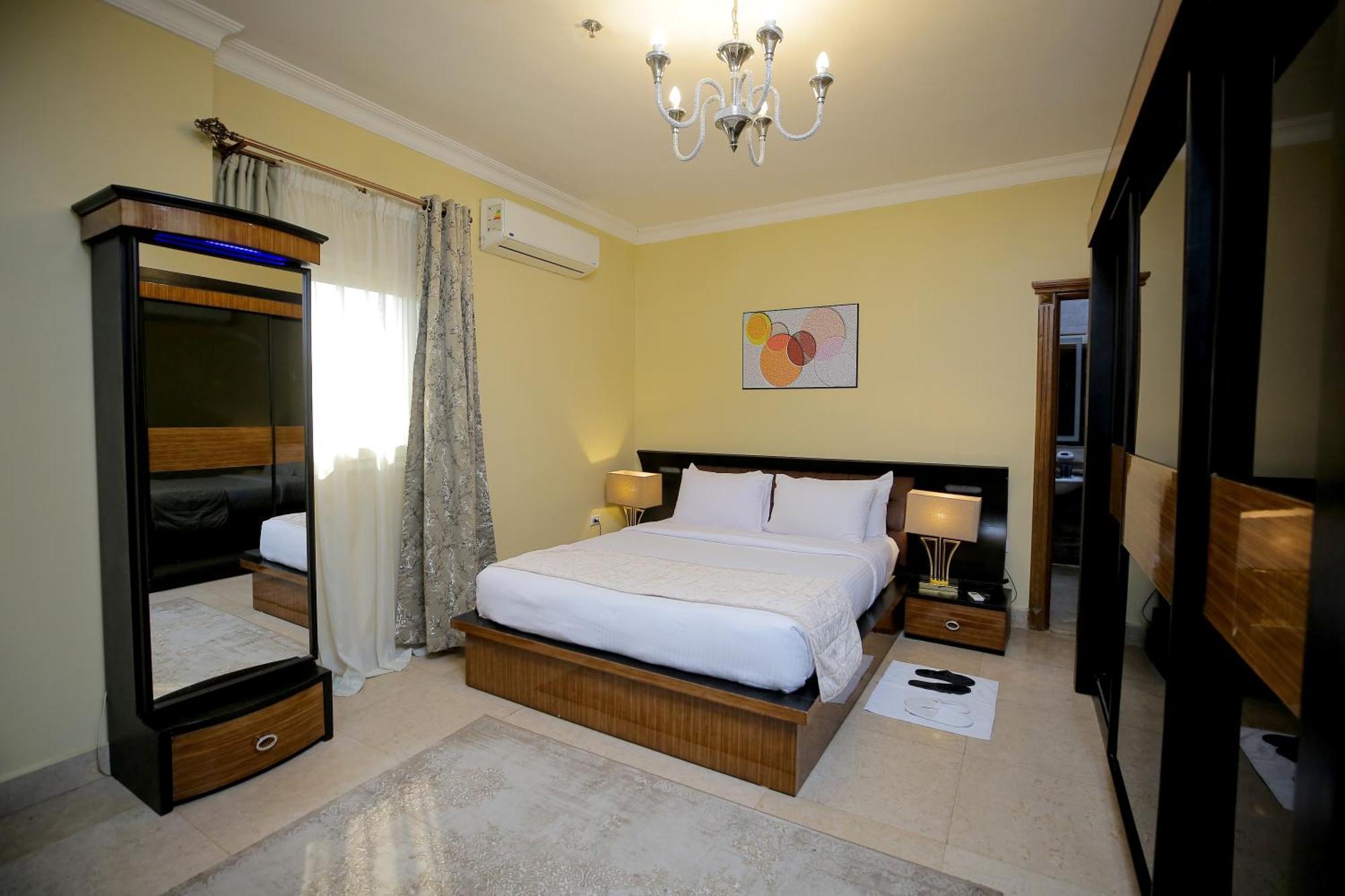 Cairo Taj Hotels & Suites - Dokki Esterno foto